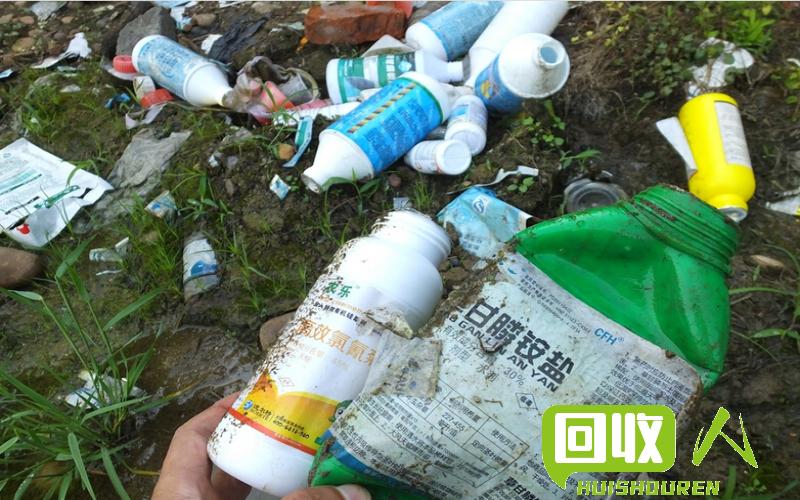 废弃饮料瓶的价值及回收利用 饮料瓶卖废品多少钱